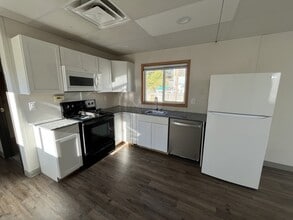 369 Gladstone St in Idaho Falls, ID - Building Photo - Building Photo