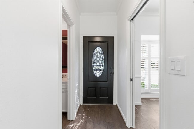 property at 8614 Oakford Dr