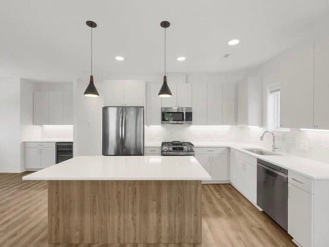 property at 5337 Drew Ave S