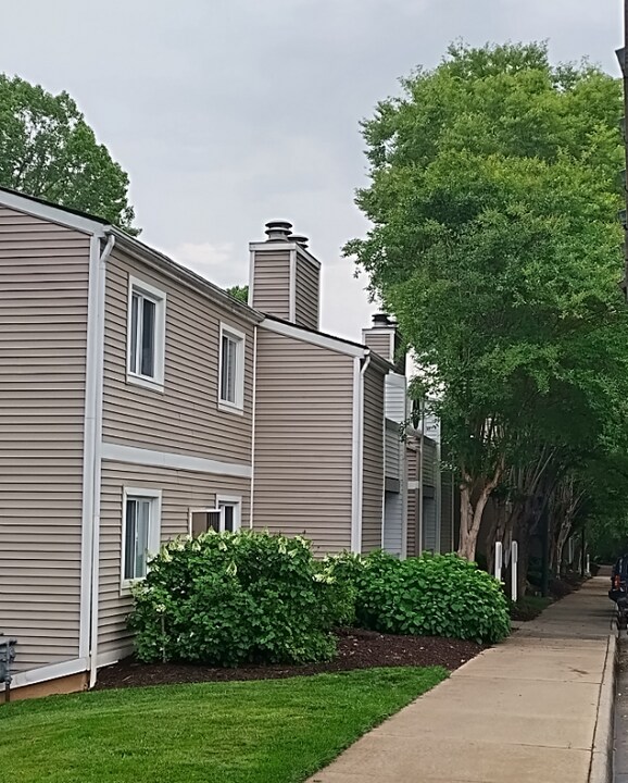 600 Reusens Rd in Lynchburg, VA - Building Photo