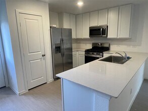 112 Stran St in Wharton, TX - Building Photo - Building Photo