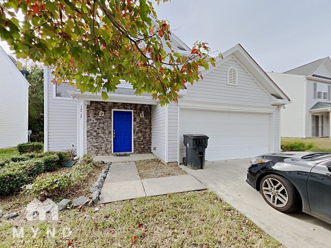 property at 10717 Glenluce Ave