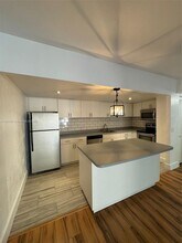 7921 SW 104th St in Miami, FL - Building Photo - Building Photo