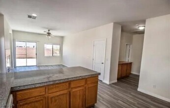 6328 Legend Falls St in North Las Vegas, NV - Building Photo - Building Photo