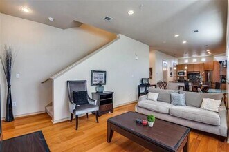 1201 Beaconsfield Lane in Arlington, TX - Building Photo - Building Photo