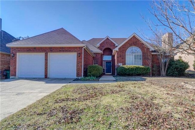 property at 104 Sparrow Hawk Dr