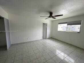 1840 W 73rd Pl in Hialeah, FL - Building Photo - Building Photo