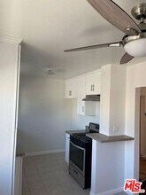 6610 Whitsett Ave in Los Angeles, CA - Building Photo - Building Photo