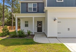 212 Flying Bolt Dr in Raeford, NC - Building Photo - Building Photo