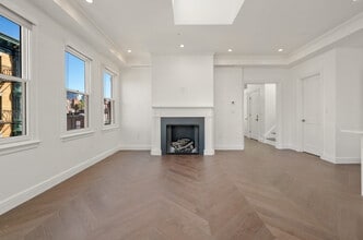 537 Boylston St, Unit 3 in Brookline, MA - Building Photo - Building Photo