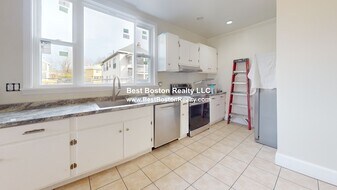 11 Stanley Ave in Medford, MA - Building Photo