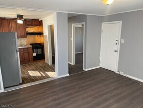 1112 Rivington St in Roselle, NJ - Building Photo - Building Photo