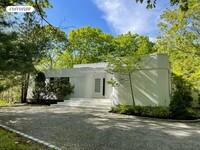 19 Dongan Way in East Hampton, NY - Foto de edificio - Building Photo