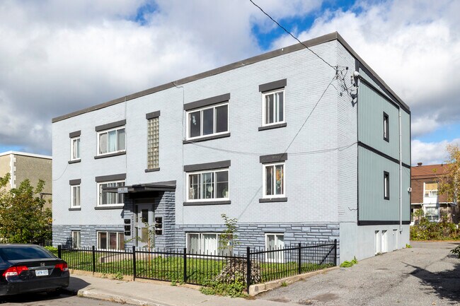 165 Deschamps Av