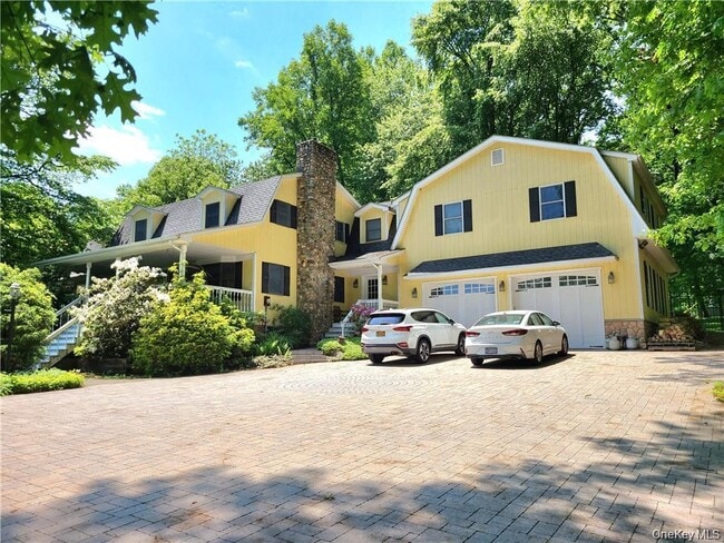 276 Quaker Rd in Pomona, NY - Building Photo - Building Photo