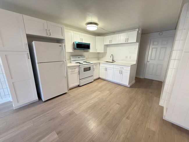 property at 3215 Ala Ilima St