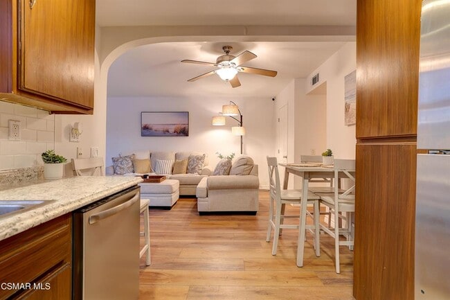 property at 2905 Deacon St