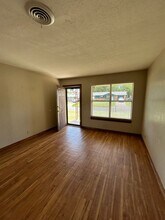 2311 NW 43rd St in Lawton, OK - Building Photo - Building Photo