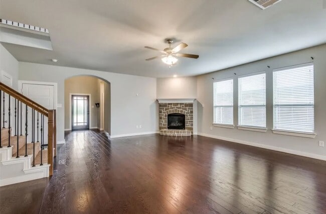1604 Yellowthroat Dr in Little Elm, TX - Building Photo - Building Photo
