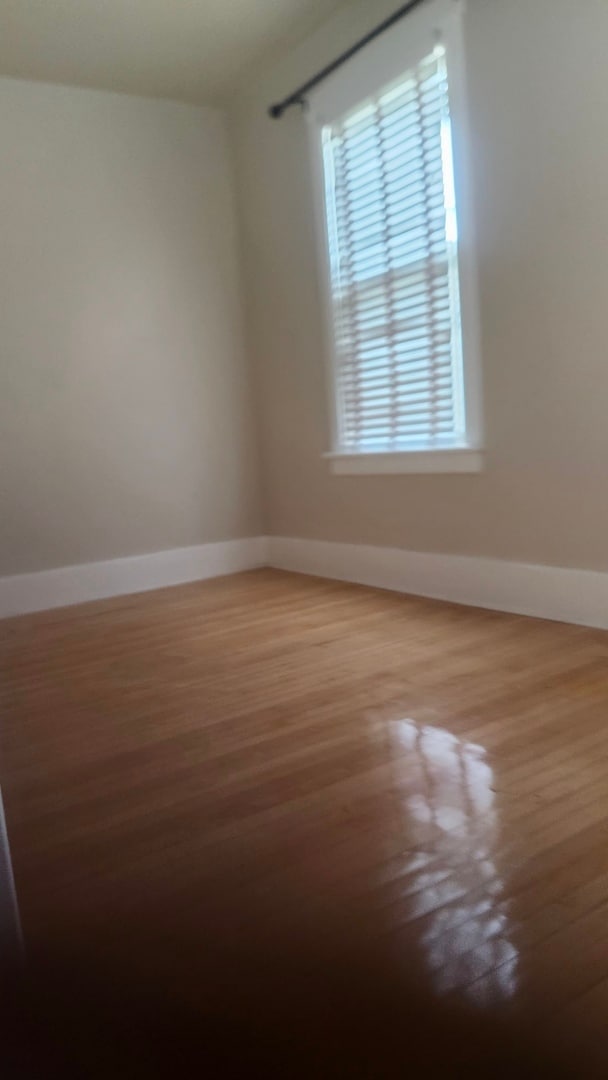 5925 W Eastwood Ave in Chicago, IL - Building Photo - Building Photo
