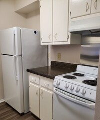 Pecan Hill Apartments in San Antonio, TX - Building Photo - Building Photo