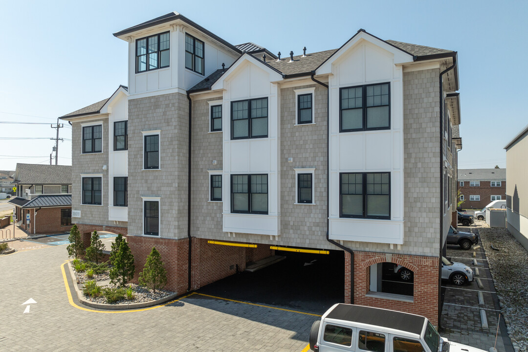 Point Beach Lofts in Point Pleasant Beach, NJ - Foto de edificio