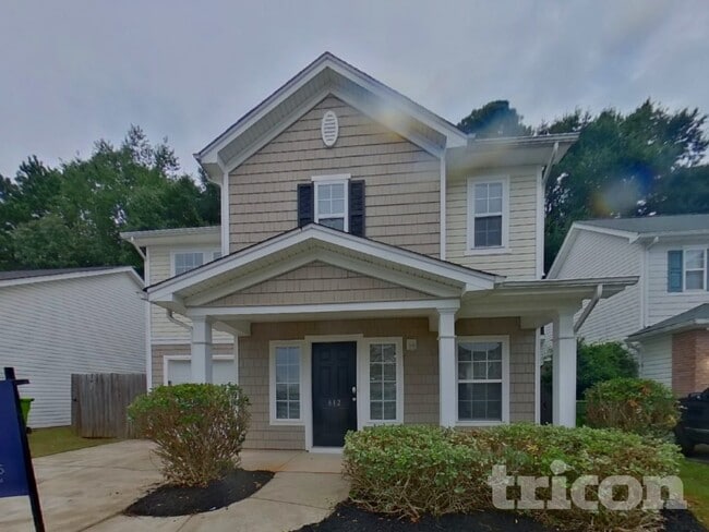 812 Spears Dr in Elgin, SC - Building Photo - Building Photo