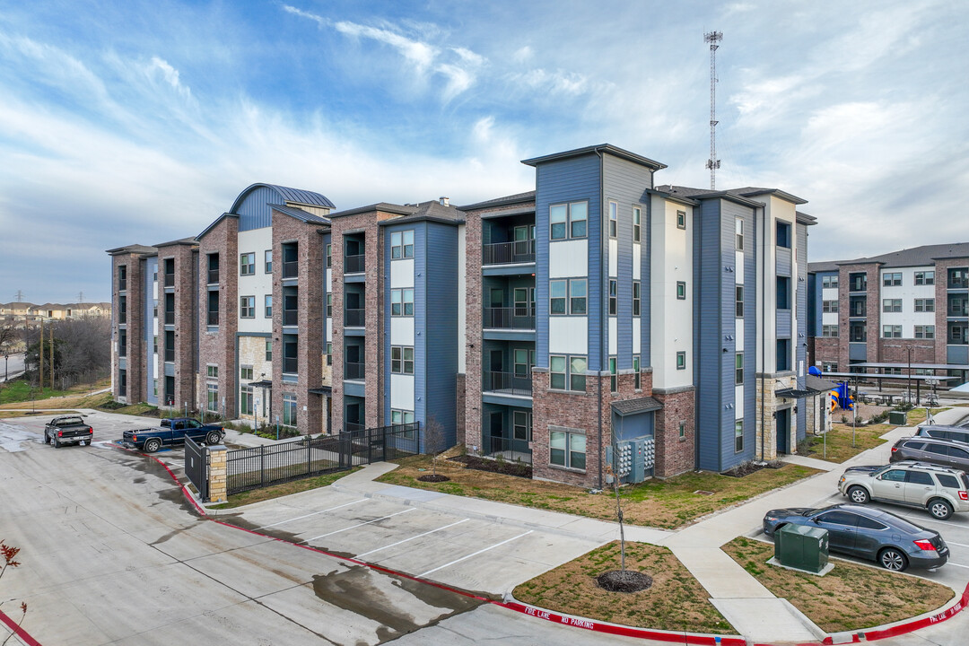 Palladium Oak Grove in Fort Worth, TX - Foto de edificio