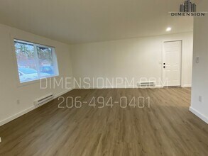 902-904-904 101st St Ct E in Tacoma, WA - Building Photo - Building Photo