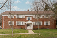 Garrison Gate in Williamsville, NY - Building Photo - Building Photo