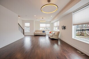 404 51st St SE in Washington, DC - Building Photo