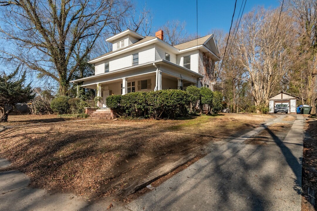 1113 Camden Ave in Durham, NC - Building Photo