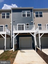 311 Sandy Btm Cir in Ranson, WV - Building Photo - Building Photo