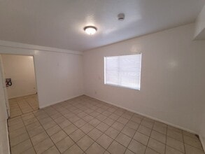 1826 N 39th Ave in Phoenix, AZ - Building Photo - Building Photo