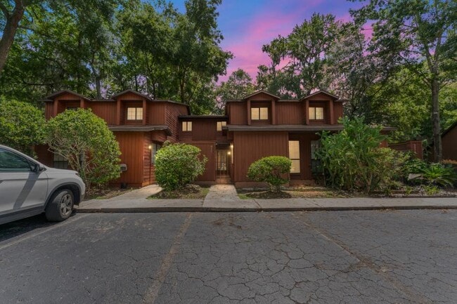 property at 917 SW 56th Terrace