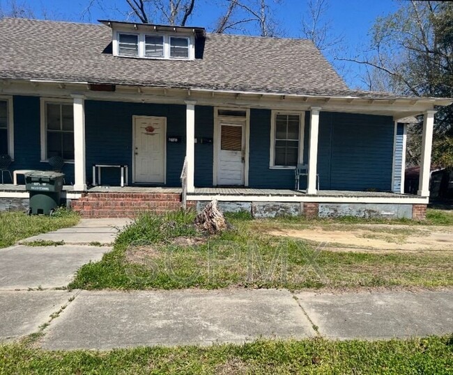 1527 Henley St in Orangeburg, SC - Building Photo - Building Photo