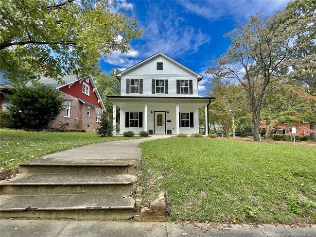 1102 Norwood St in Fayetteville, NC - Foto de edificio - Building Photo