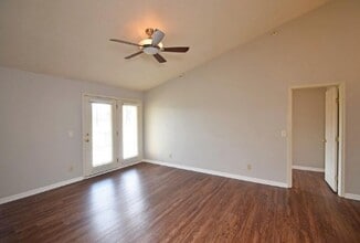 7307 Chatham Ct in West Chester, OH - Building Photo - Building Photo