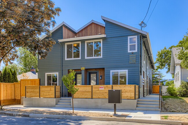 property at 4473 SE 28th Pl