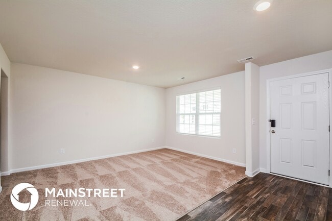 505 Turning Lk Dr in Zebulon, NC - Foto de edificio - Building Photo