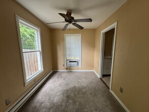 1203 E Avenue G in Killeen, TX - Building Photo - Building Photo