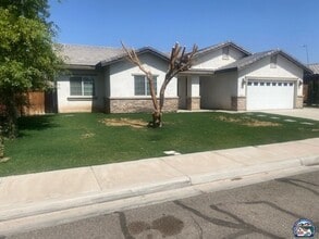 2312 Christi Ave in Imperial, CA - Building Photo - Building Photo
