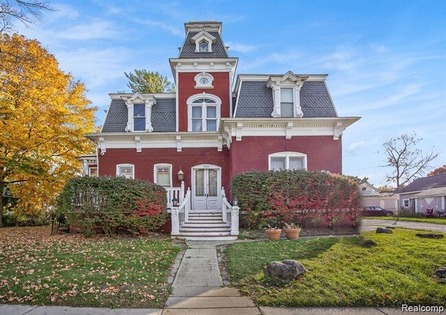 property at 5550 Main St