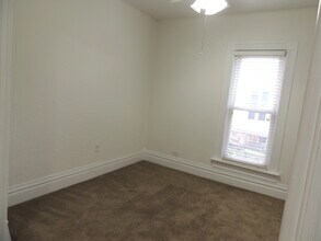 509 Haish Blvd in Dekalb, IL - Building Photo - Building Photo