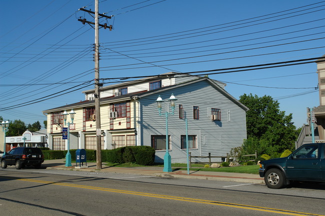 Perrysville Colonial House