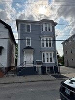 39 Vinton St in Providence, RI - Building Photo