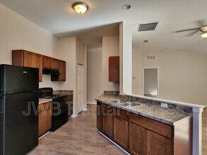 9951 Rosewood Glen Ln in Jacksonville, FL - Building Photo - Building Photo