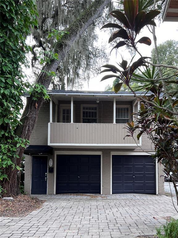 property at 624 E Anderson St