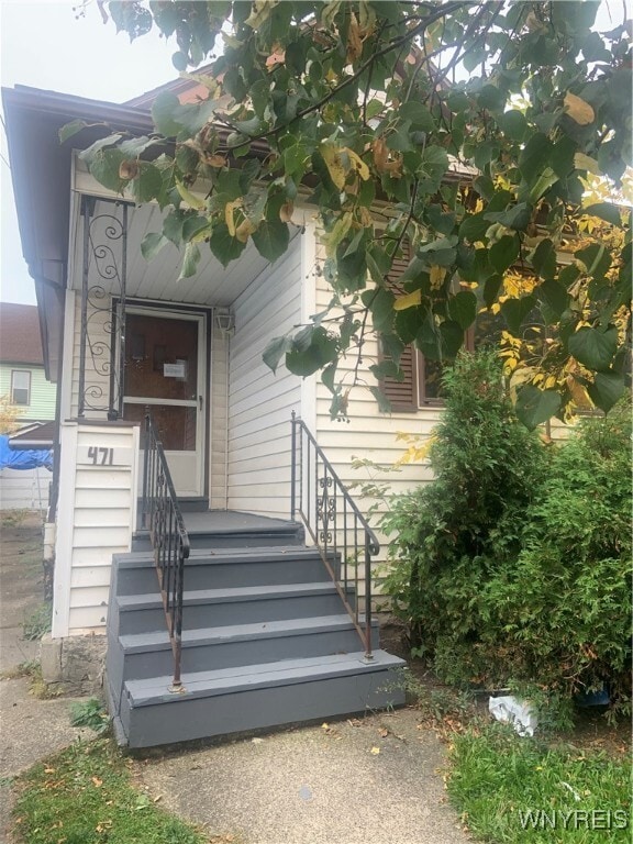 property at 471 Doat St