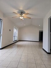 1732 Ridgedorf Dr in Dallas, TX - Foto de edificio - Building Photo